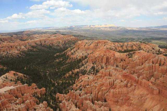 Bryce Canyon Amphitheater from Bryce Point